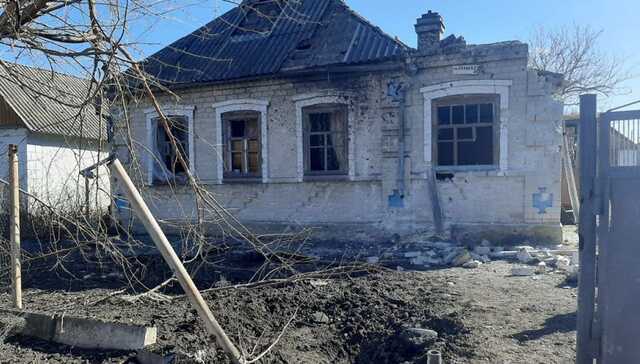 В селе Новогнатовка при обстреле повреждены еще 14 домов мирных жителей