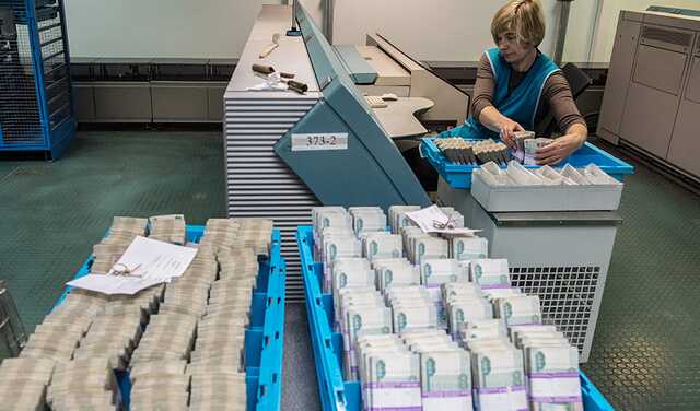 Из ФНБ России исчезло 2 триллиона рублей после эскалации вокруг Донбасса