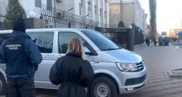 Россия начала эвакуировать из Украины всех дипломатов