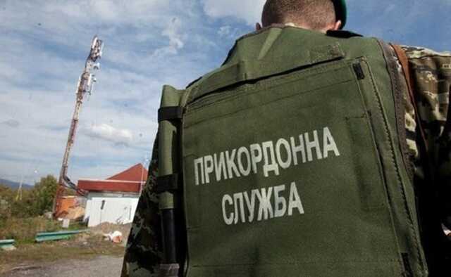 Госпогранслужба составила список исключений для выезда мужчин за границу