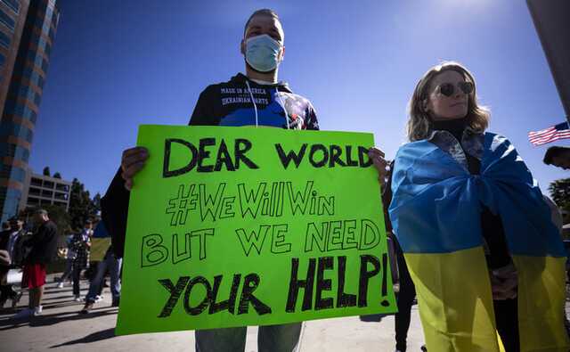 «Это стыд и капец». Как сегодня украинцы общаются с российскими родственниками и друзьями