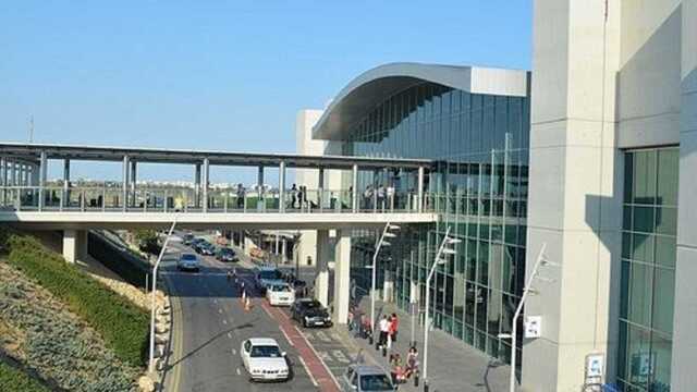 Изоляция России продолжается: авиасообщение с государством-агрессором закрыл Кипр