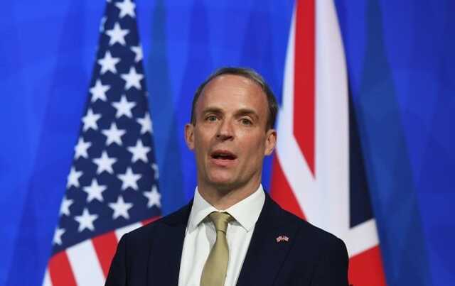 Война в Украине превращается в более опасную авантюру, чем представлял Путин, - Британия