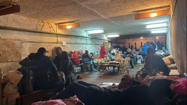 Евреи, которые пережили Холокост, проклинают Путина из бомбоубежища Киева