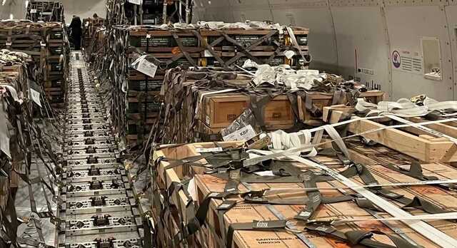 Украина ежедневно получает все больше и больше мощного оружия, - Зеленский