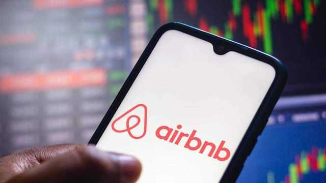 Сервис Airbnb останавливает работу в России и Беларуси