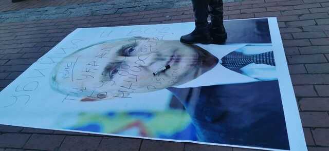 Путин просчитался с Украиной, ему грозит потеря власти – Bloomberg