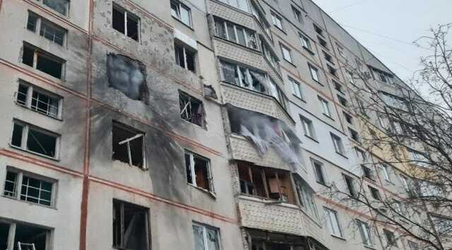 Оккупанты продолжают бомбить жилые кварталы Харькова: снаряд мог попасть в многоэтажку