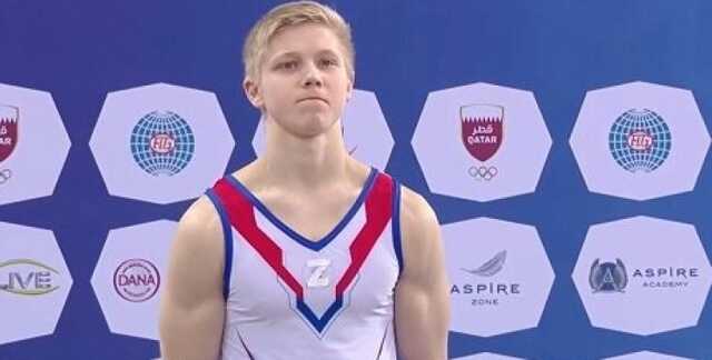 Российский гимнаст наклеил на форму букву "Z", но проиграл украинцу