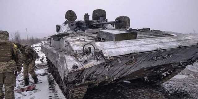 Враг продолжает наступать на Донецком направлении, – Генштаб