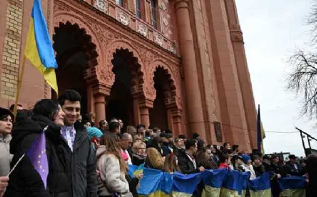 Закрыть небо над Украиной: депутаты Мукачевского горсовета обратились к мировым лидерам