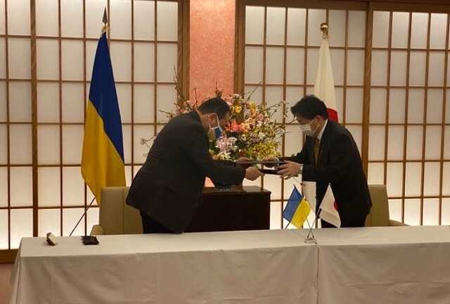 Япония передаст ВСУ обмундирование