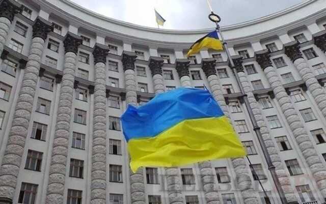 Кабмін розширив програму евакуації бізнесу з зони бойових дій