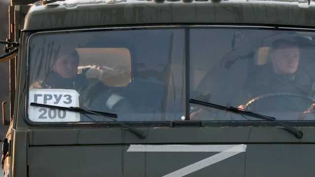 В Калининград прибыла партия "груза 200": контрактники массово начали увольняться из армии