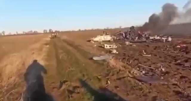 В Херсонской области ВСУ сбили два вертолета оккупантов: одного пилота взяли в плен