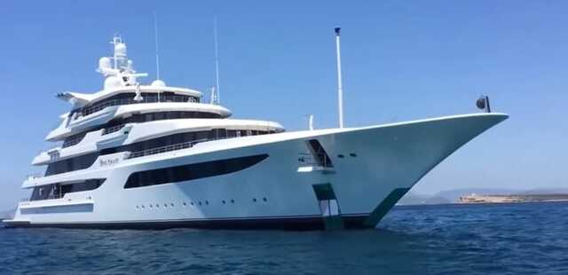 В Хорватии арестовали 92-метровую яхту Виктора Медведчука