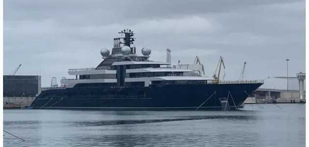 В Испании арестовали яхту друга Путина Сечина за 600 млн долларов