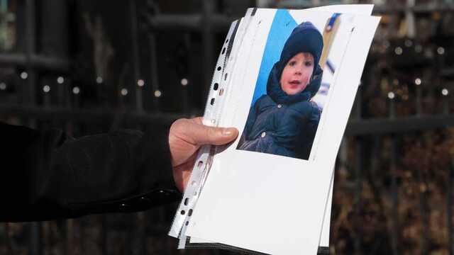 Как прощались с двухлетним Степаном, погибшим из-за обстрела россиянами села Новые Петровцы