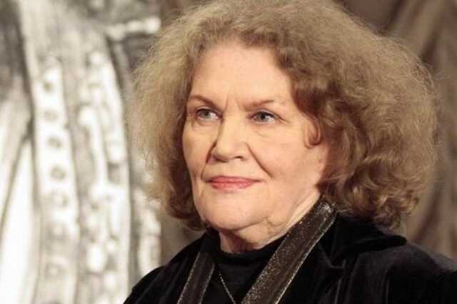 Зеленский поздравил с днем рождения Лину Костенко: зачитал ее стихотворение