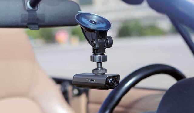Водителям в Киевской области запретили использовать видеорегистраторы