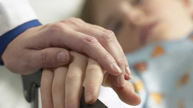 В Запорожье лечат 8 тяжелораненых детей, получивших ранения из-за вражеских обстрелов