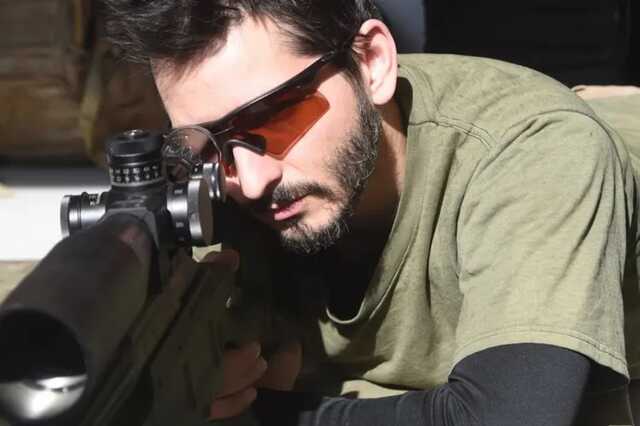 Ставший знаменитым в Украине канадский снайпер объявился