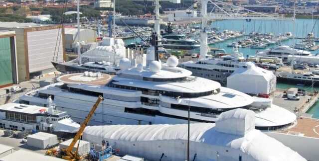 Российский экипаж на борту суперяхты Путина внезапно уволился,- СМИ