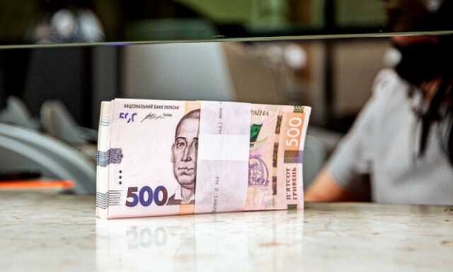 Шмыгаль рассказал о выплатах пенсий авансом в областях, где ведутся бои