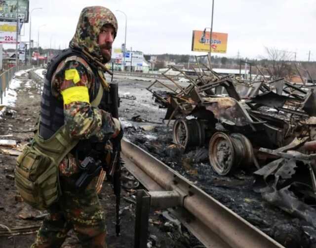 Российские оккупанты концентрируют силы, чтобы окружить ВСУ на востоке Украины – разведка Британии