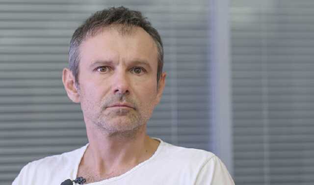 Спасибо Маску за Starlink: Вакарчук передал ВСУ новое оборудование для связи