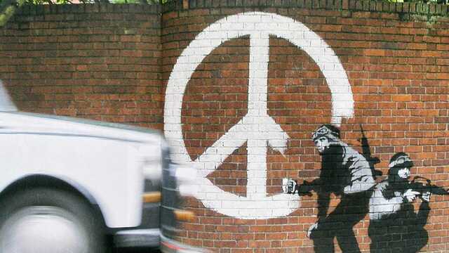 Картину Бэнкси продали за $106 тысяч: деньги передадут украинской больнице "Охматдет"