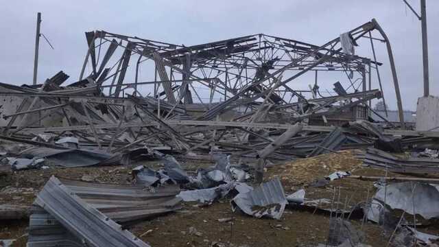 В Харьковской области оккупанты цинично обстреляли молочную ферму