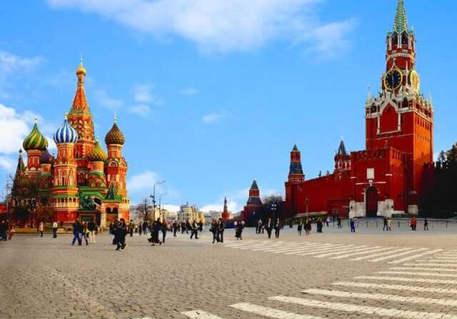 Видео, как русский военный корабль сносит Кремль с лица земли, стало вирусным