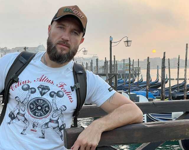 В бою на Луганщине погиб украинский писатель Юрий Руф