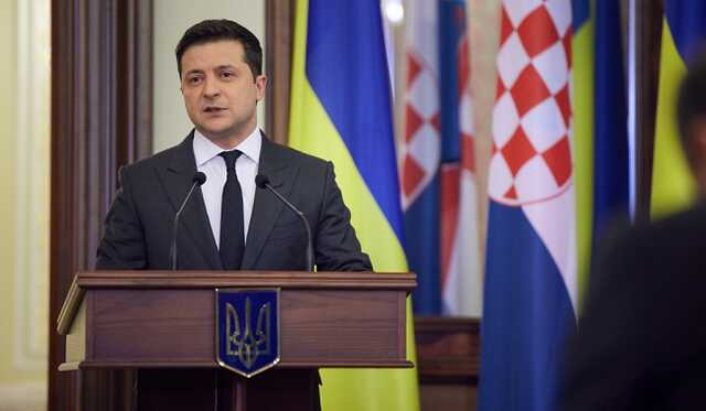 Зеленский призвал украинцев поддерживать друг друга – хотя бы теплыми словами