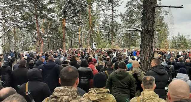 На Житомирщине всем селом попрощались с погибшим защитником Украины