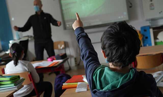 У школах Росії почали проводити уроки про "антиросійські санкції"