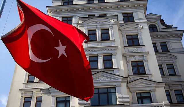 Турция вернула персонал посольства в Киев