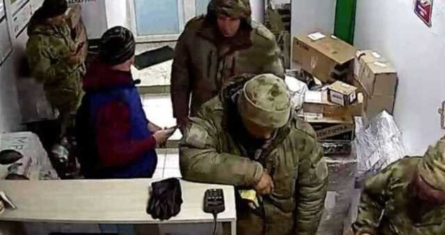 Телевизоры, кондиционеры, 100 кг одежды: как мародеры-оккупанты присылают краденое в Россию