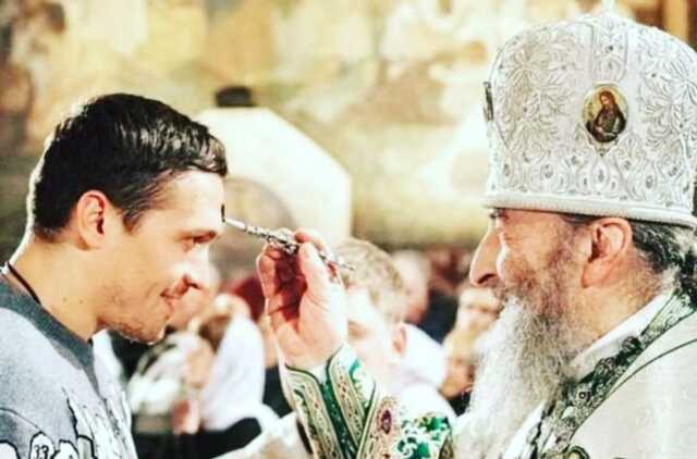 Усик снова за свое? Боксер растекся благодарностями к митрополиту Онуфрию