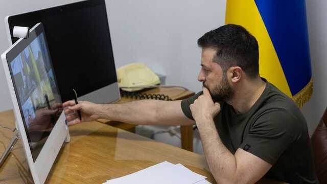 Зеленский провел совещание с силовиками, правительством и СНБО