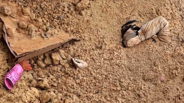 Возле Бучи нашли еще одну братскую могилу