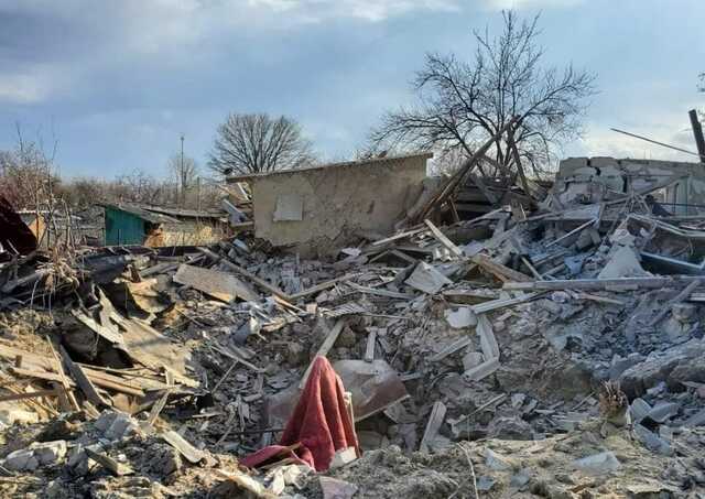 Оккупанты второй раз за день обстреляли Лисичанск – разрушены дома, есть раненые