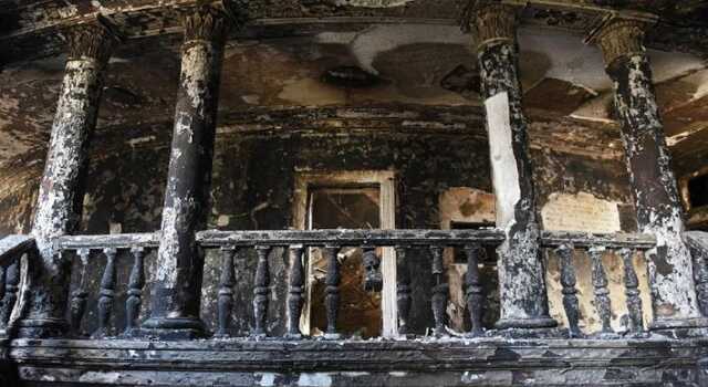 СМИ показали новые страшные кадры разрушенного Мариупольского драмтеатра