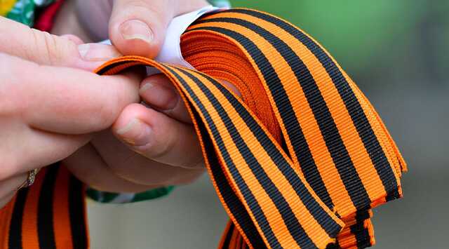 Молдова окончательно запретила георгиевскую ленту и символы "Z" и "V"