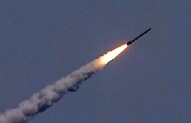 Вышли "посмотреть": в Каховке гражданских убили осколки сбитой ракеты