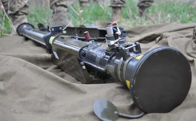 Два российских вертолета и штурмовик: Украинский десантник с помощью Stinger сделал «хет-трик»