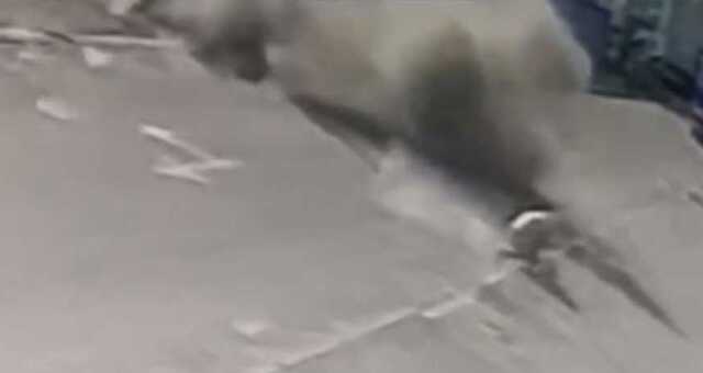 Снаряд упал в считанных метрах: женщина чудом выжила во время обстрела Харькова