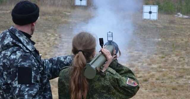 Оккупанты проводят милитаризацию детей в Донецкой и Луганской областях, - Денисова
