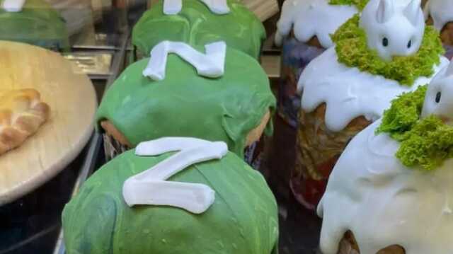 В РФ начали продавать пасхальные куличи с буквой «Z». В РПЦ недовольны